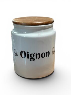 Kitchen Storage Onion Keeper